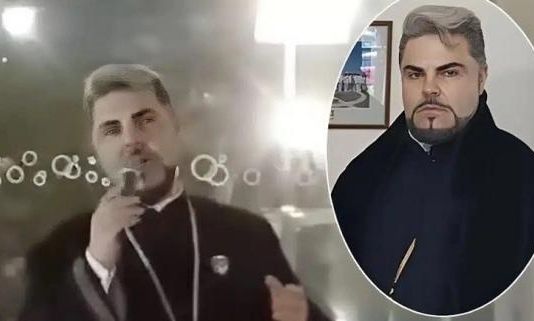 Ιερέας ερμηνεύει το «Απορώ με την καρδιά μου» και γίνεται viral (vid)