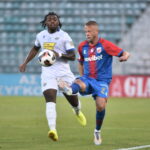 Επίθεση με μπύρα στον Σούντγκρεν και έντονη αντίδραση (vid)