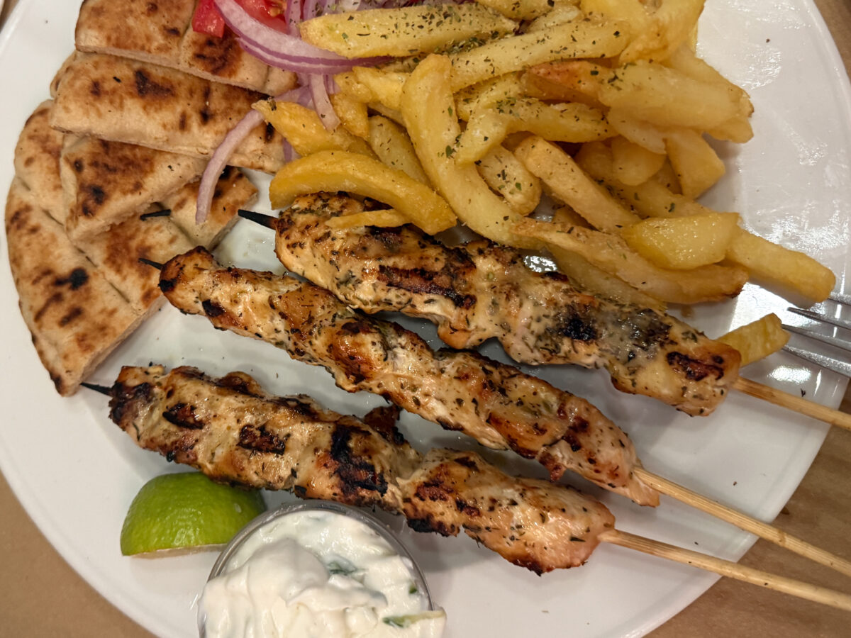 Το σουβλάκι έγινε… είδος πολυτελείας (vid)