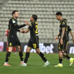 Νίκη… και βλέπουμε