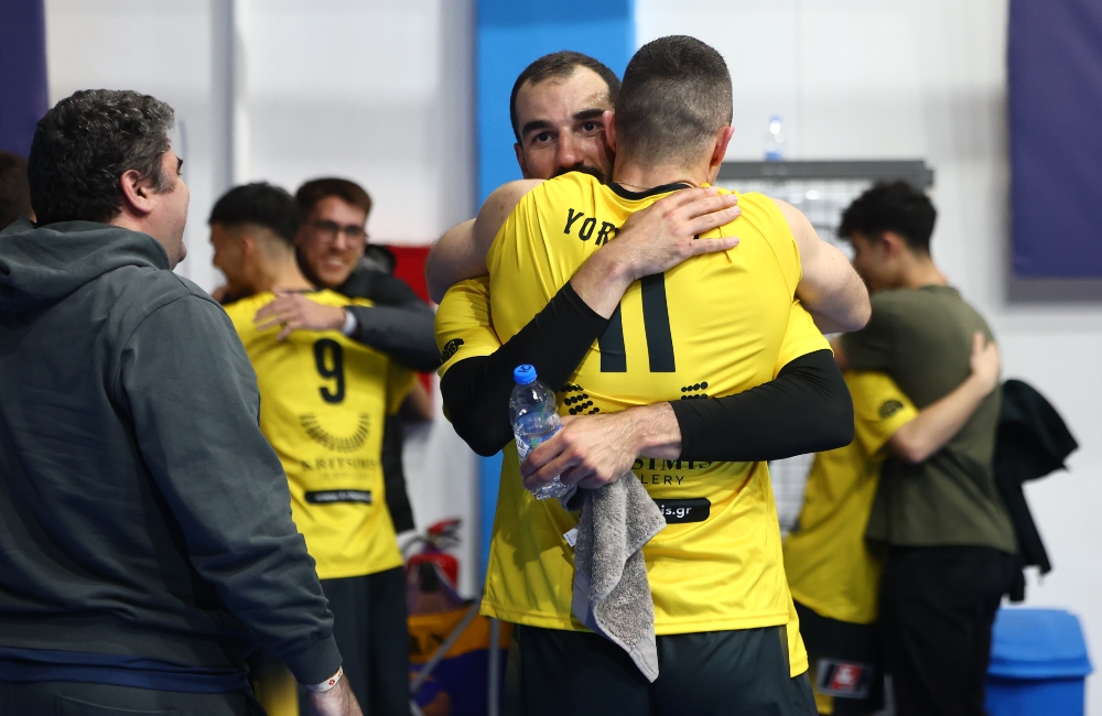 Βόλεϊ Ανδρών: Οι πανηγυρισμοί στα αποδυτήρια μετά την άνοδο στη Volley League (vid)