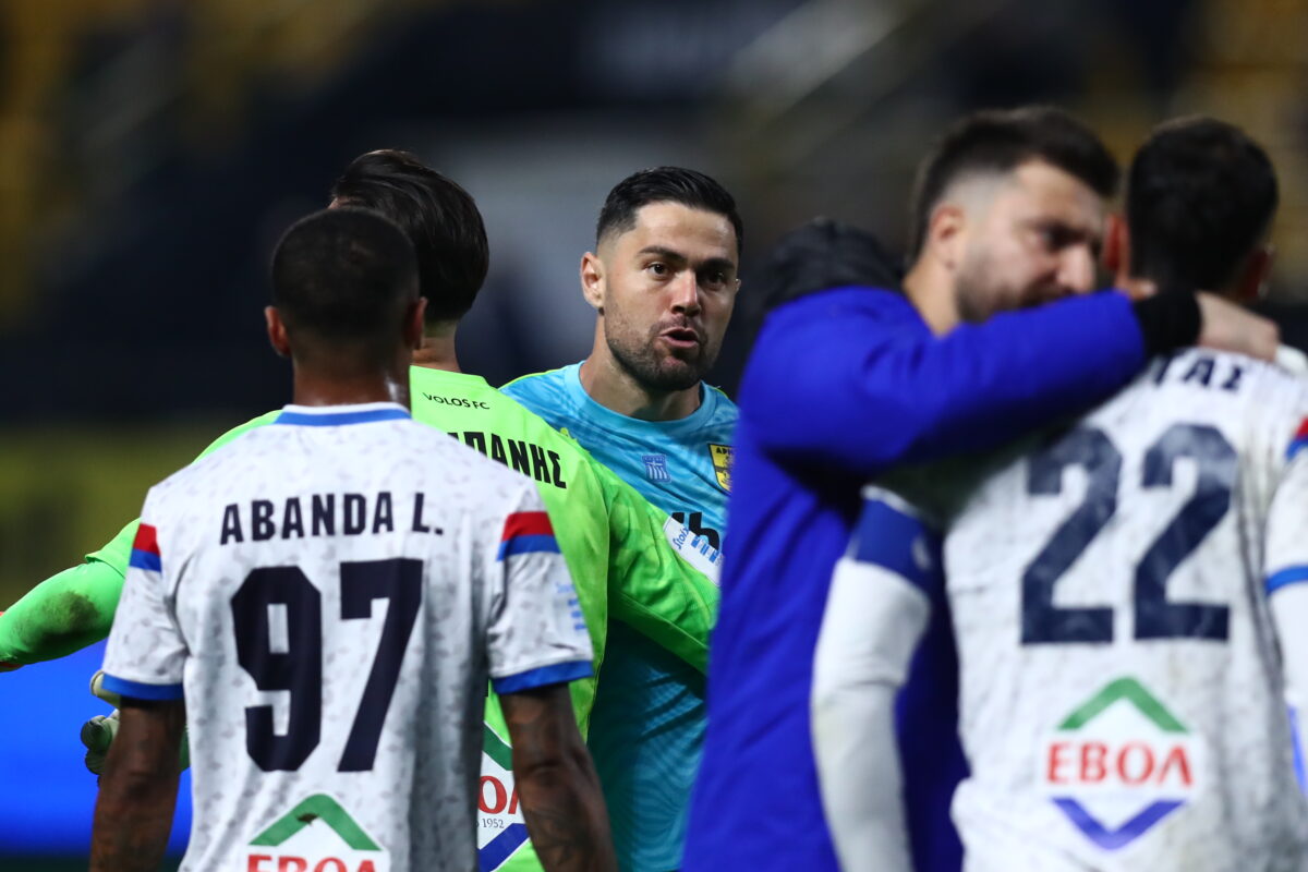 Απόκρουση… τριών βαθμών! (vid)