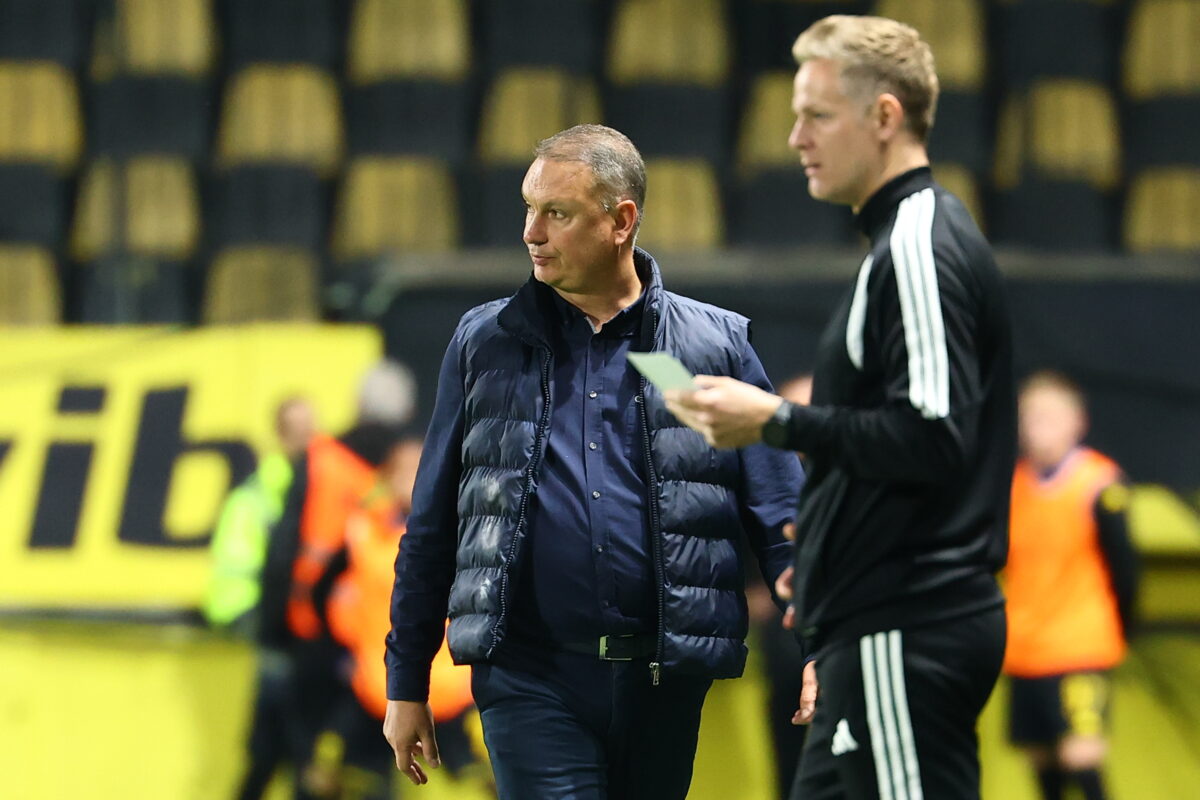 Επίθεση Βόλου σε Γρηγορίου επειδή εξευτέλισε τα παραμύθια τους