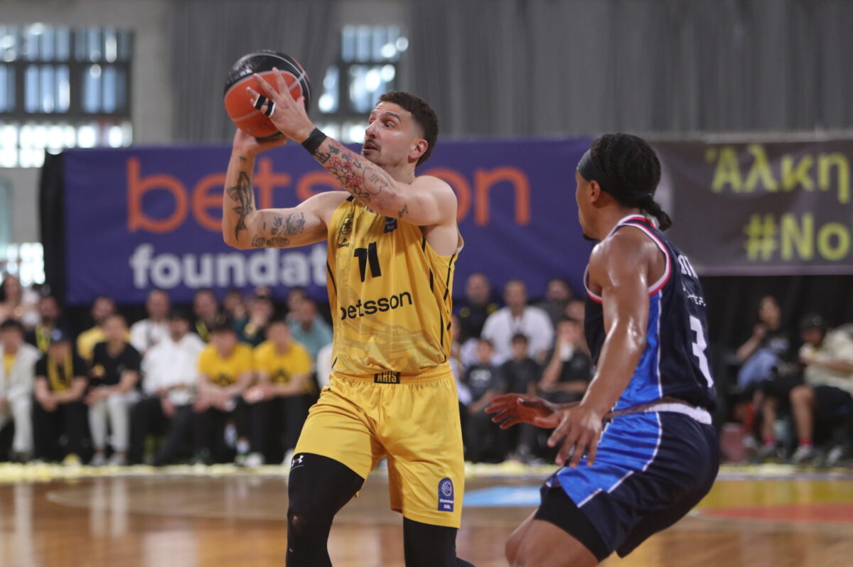 Πουλιανίτης στο AllAboutARIS: «Μοναδική εμπειρία το Παλέ – Τιμητικό να σε βλέπουν Γκάλης, Αντετοκούνμπο, Σιάο» (vid)