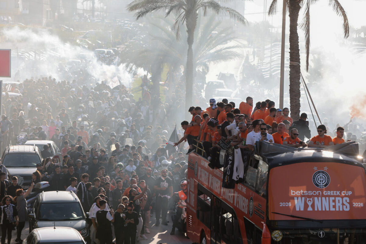 Η φιέστα στο Ηράκλειο για το Κύπελλο του ΟΦΗ (vids)