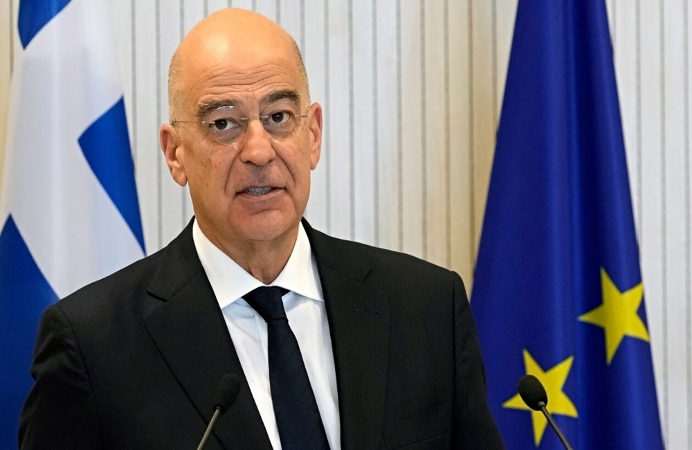 Επίσκεψη Δένδια στην ελληνική δύναμη Σαουδικής Αραβίας (pics)