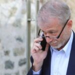 Αμπράμοβιτς: Αψηφά την αγγλική κυβέρνηση για το αδιέξοδο των 2,3 δισ. ευρώ