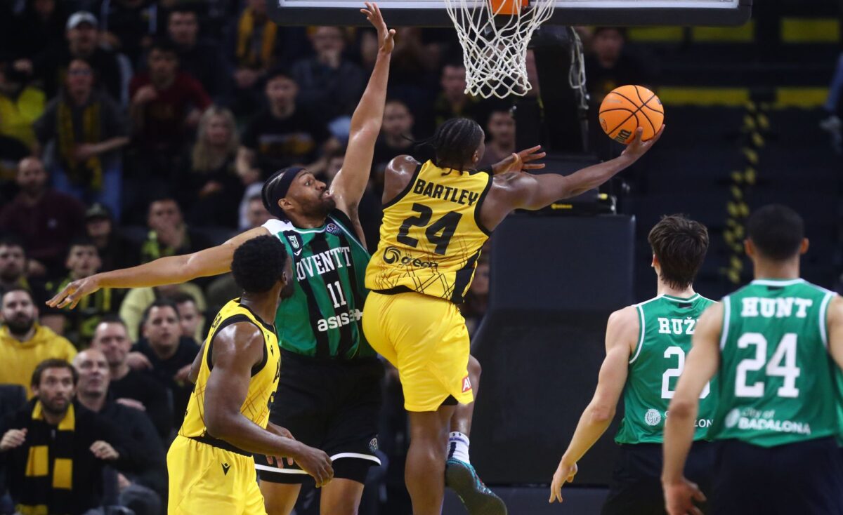 Με ανατροπή η νίκη της ΑΕΚ κόντρα στην Μπανταλόνα, πριν το ντέρμπι με ΑΡΗ