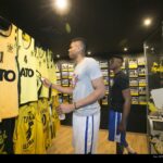 Όταν ο Γιάννης και ο Θανάσης βρέθηκαν στο Nick Galis Hall και στο μουσείο του ΑΡΗ (pics+vid)