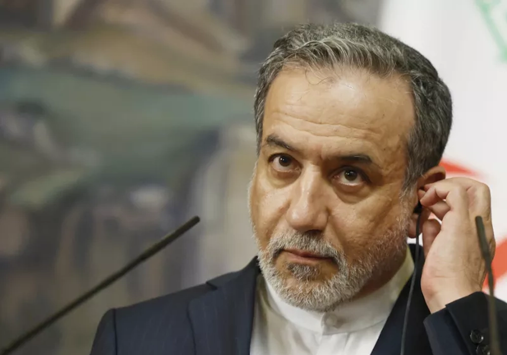 Πακιστάν: Επέστρεψε ο Αμπάς Αραγτσί