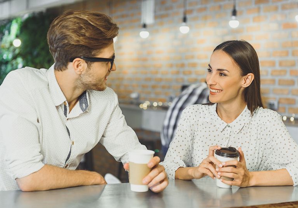Γιατί οι άντρες ωφελούνται από τις φιλίες με γυναίκες