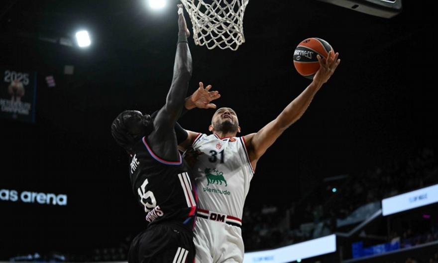 Έσβησε… τις ελπίδες της Αρμάνι η Παρί