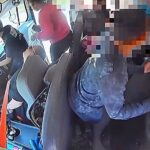 Παιδιά ήρωες σώζουν την ζωή της οδηγού του σχολικού τους (vid)