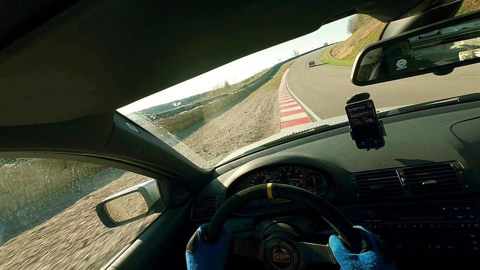 Σοκαριστική σύγκρουση με 120χλμ/ώρα σε δοκιμές (vid)