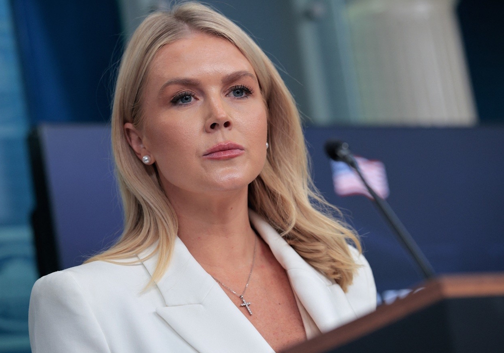 Καρολάιν Λέβιτ: «Ένας τρελός προσπάθησε να δολοφονήσει τον πρόεδρο»