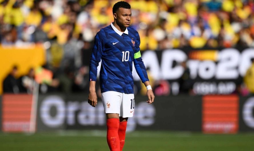 Μπαπέ: «Μετά το EURO 2020 με έλεγαν μαϊμού, είπα ότι δεν θα παίξω ξανά για τη Γαλλία»