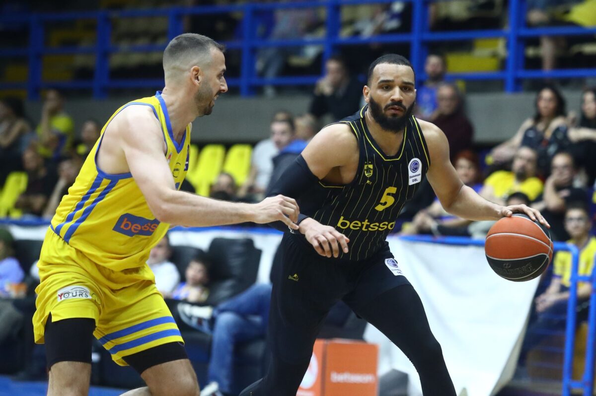 Πλήρωσε… λάθη και αστοχία στο Περιστέρι ο ΑΡΗΣ Betsson