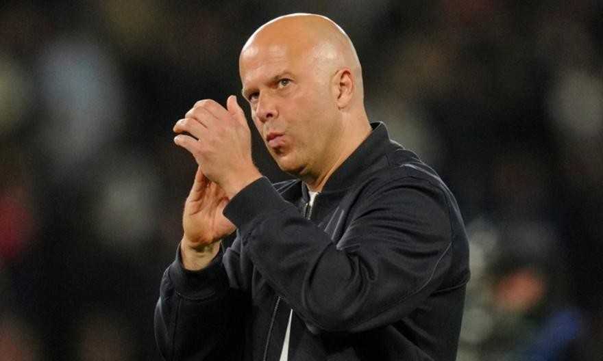 Σλοτ: «Μπορούμε την υπέρβαση με Παρί στο Άνφιλντ»