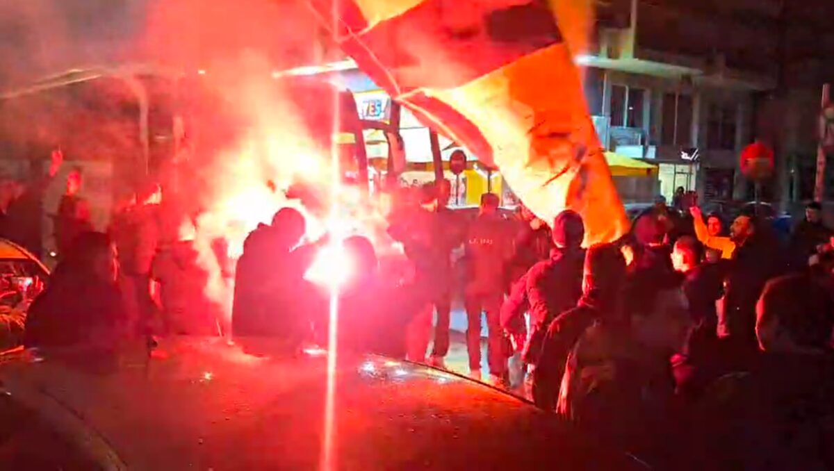 Αποθέωση και η νύχτα…. μέρα στην υποδοχή της ομάδας βόλεϊ! (vids)