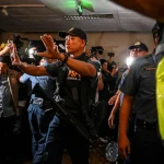 Χάος στις Φιλιππίνες: Πυροβολισμοί στη Γερουσία για την σύλληψη καταζητούμενου πολιτικού