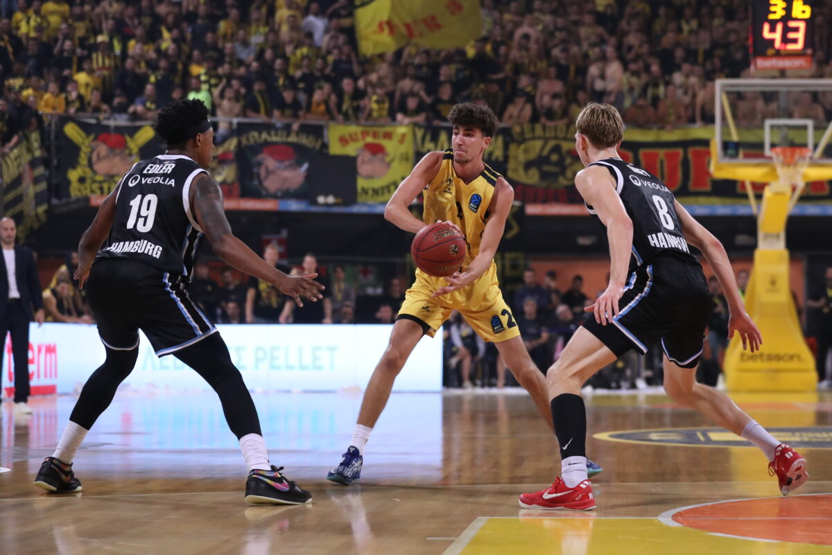 Με τον Λέφα του η Εθνική Νέων στο Eurobasket (vid)