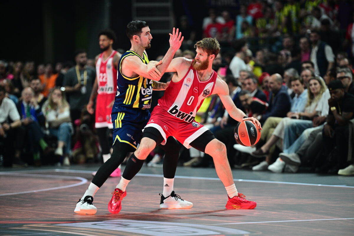Πέρασε στον τελικό της Euroleague ο Ολυμπιακός (vid)