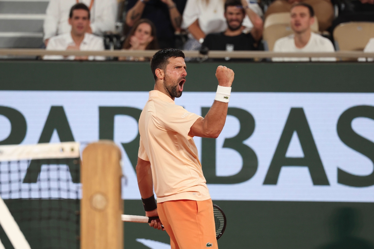 Τζόκοβιτς: Ανατροπή και νίκη στο Roland Garros (vid)
