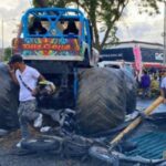 Monster truck έπεσε πάνω σε θεατές σε αγώνα επίδειξης στην Κολομβία!