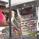 Θεσσαλονίκη: Φορτηγό προσέκρουσε σε περίπτερο στον πεζόδρομο Αγίας Σοφίας (vid)