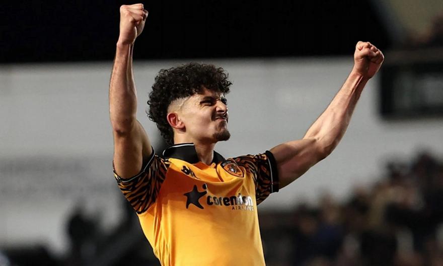 Η Χαλ του Ατζούν στον τελικό ανόδου της Championship