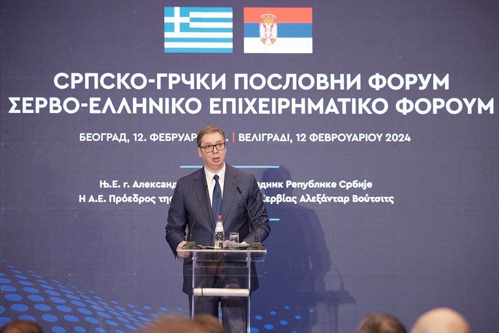 Πολιτικός «σεισμός» στη Σερβία – Παραιτήθηκε ο Πρόεδρος Βούτσιτς (vid)
