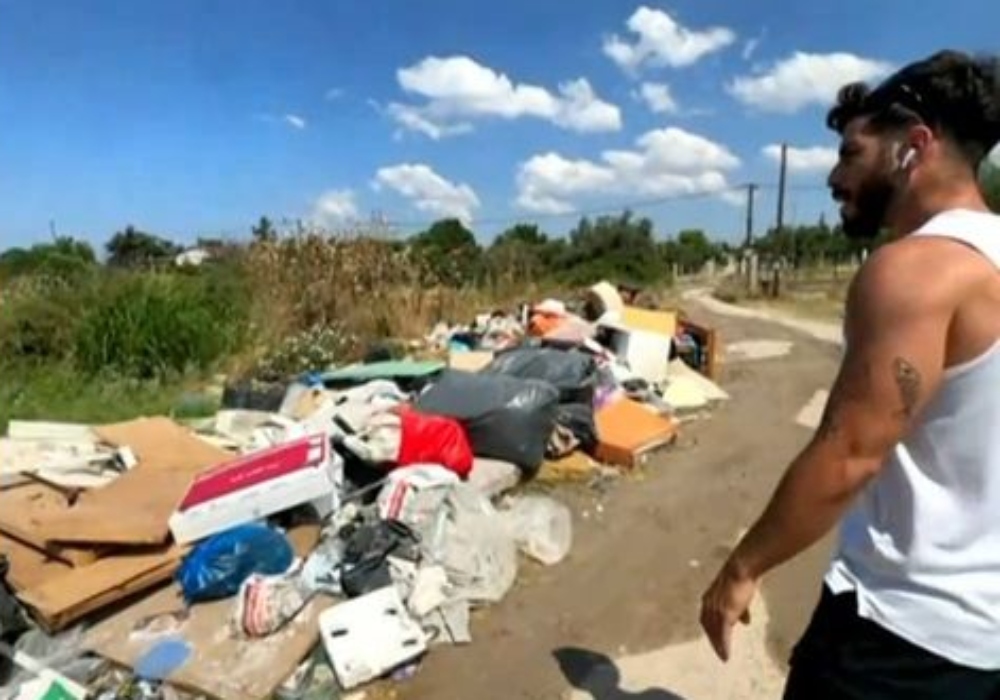 Χαλκιδική: Αυτοσχέδια χωματερή στην Καλλικράτεια – Στίβες από σκουπίδια και μπάζα (vid)