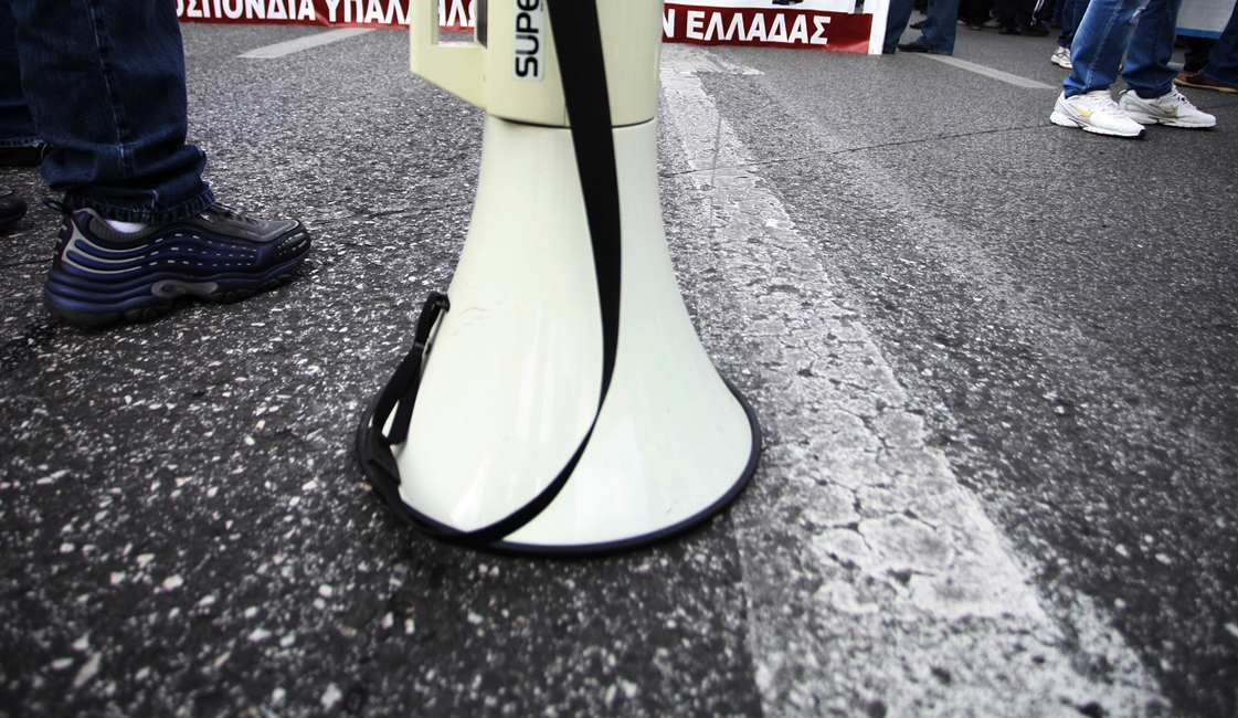 ΓΣΕΕ: Δεσμευτικά μέτρα για την προστασία των εργαζομένων από τη θερμική καταπόνηση