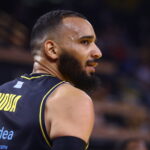 Η αποχώρηση του Νουά δεν αφήνει… κενό