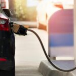 Βενζίνη: Εξανεμίστηκε η έκπτωση των διυλιστηρίων (vid)