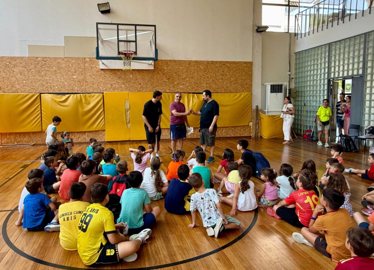 Ο Στέλιος Πουλιανίτης στο ARIS Summer Camp