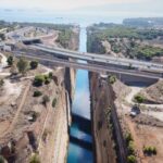 Σοκ στην Κόρινθο: Νεκρή γυναίκα εντοπίστηκε να επιπλέει στον Ισθμό (vid)
