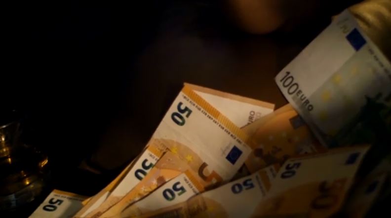 Χρέη προς το Δημόσιο: Πάνω από 2.000 αιτήσεις για τις 72 δόσεις (vid)