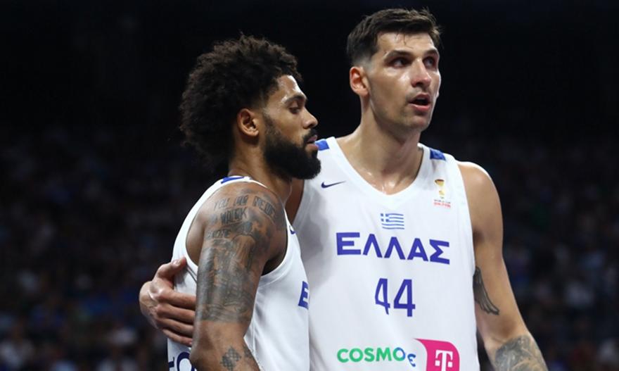 Μήτογλου: «Είμαστε μια οικογένεια, εδώ δεν υπάρχουν ομάδες» (vid)