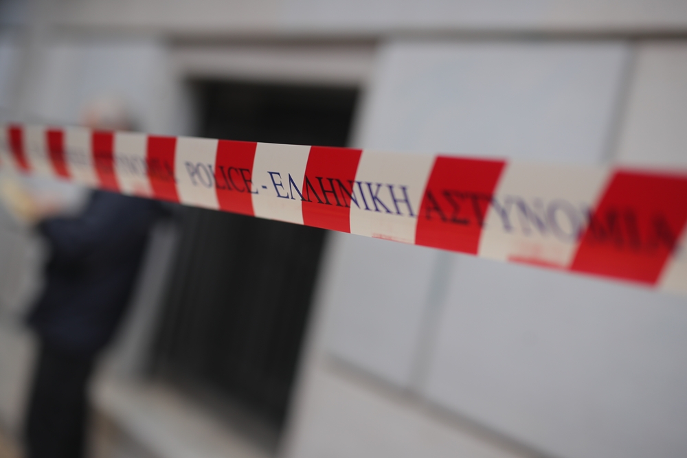 Έγκλημα στην Σύρο: «Το βίντεο δείχνει ότι το θύμα χτυπήθηκε στην θωρακική χώρα»