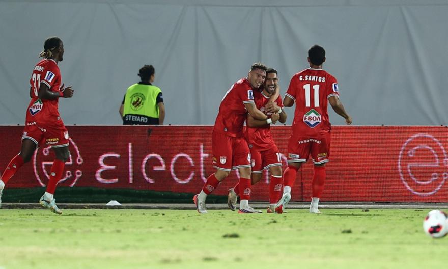 Άνετη πρόκριση για Βόλο, 3-1 τον Ηρακλή (vid)