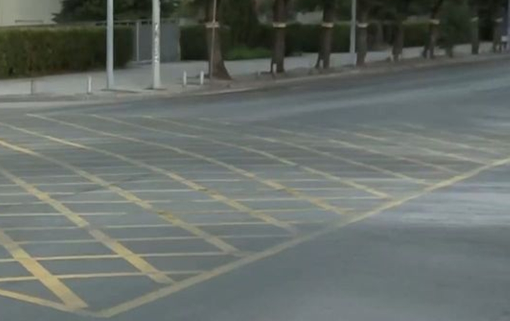 Νέο… yellow box σε κεντρική διασταύρωση της Θεσσαλονίκης – Η σημασία του (vid)