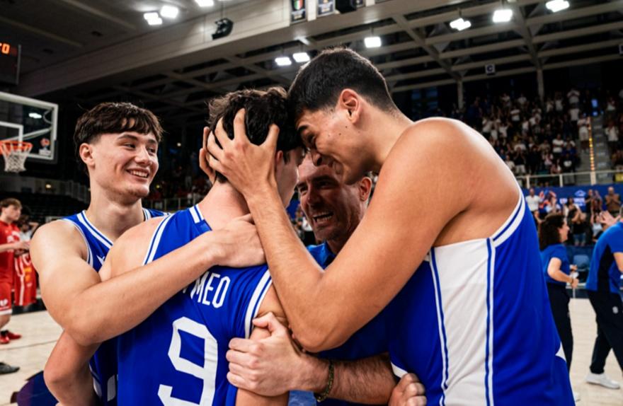 Μπάζερ-μπίτερ και πρόκριση στον τελικό του EuroBasket U18 για την Ιταλία (vid)