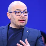 Σερ Ντέμης Χασάμπης: Ο Ελληνοκύπριος νέος «εγκέφαλος» του τμήματος AI της Google