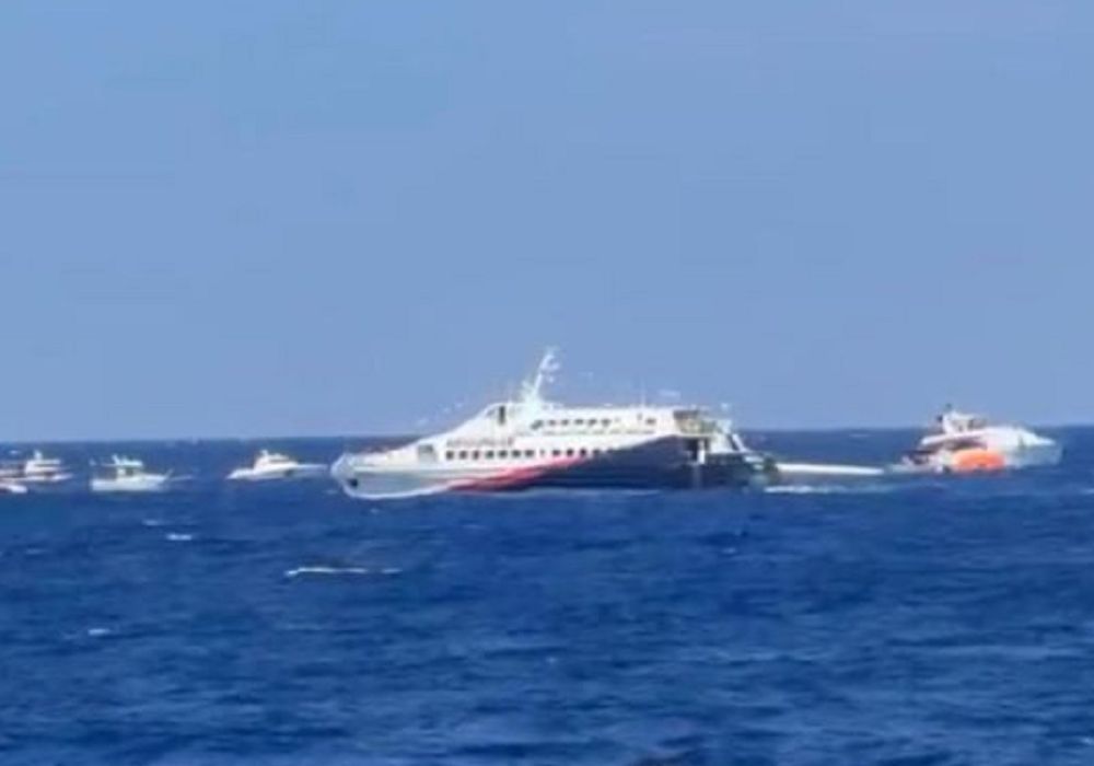 Κερύνεια: Τουλάχιστον 6 νεκροί από την ανατροπή καταμαράν με 267 επιβαίνοντες (vids)