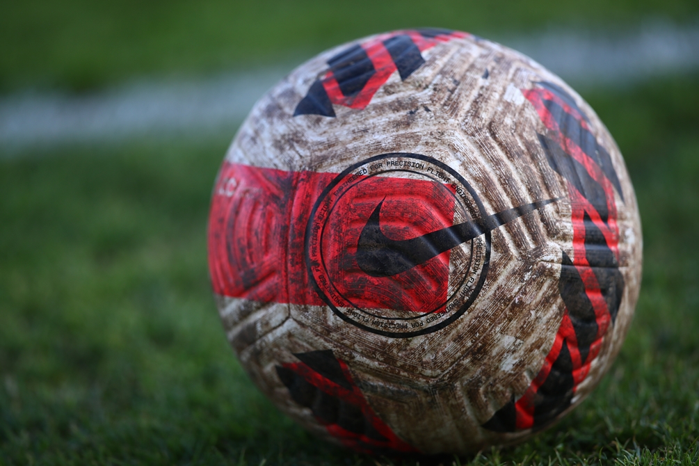 «Άσφαιρη» και «άχρωμη» η πρεμιέρα της Super League 2