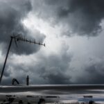 Από το καλοκαίρι στις καταιγίδες μέσα σε λίγες ώρες – Τι αλλάζει στον καιρό