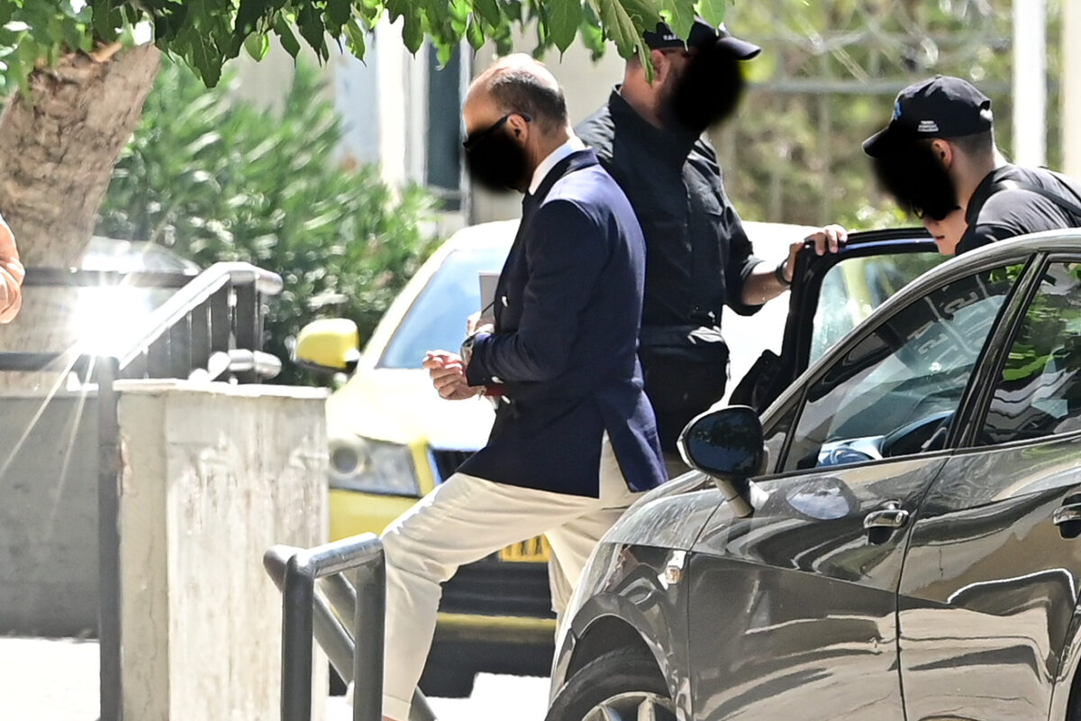 Μαζωνάκης: Προσβάλουν το ένταλμα για την προφυλάκισή τους οι γιατροί Γάκα – Θεοδωρόπουλος