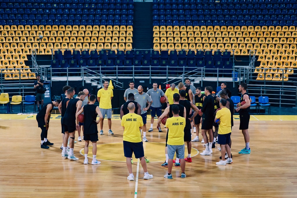 Το πρώτο «γεμάτο» φιλικό…