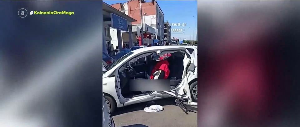 Θεσσαλονίκη: Οδηγός έπαθε επιληπτική κρίση και έπεσε πάνω σε σταθμευμένα οχήματα (vid)